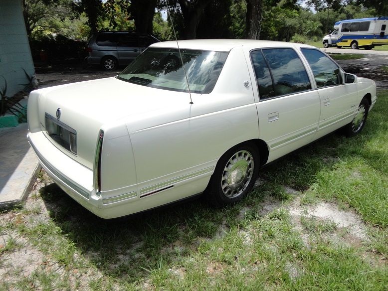 used cadillac body parts online in our store photo small3-1.jpg