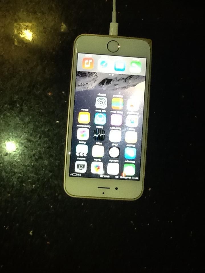 Bán Iphone 6 Gold 64gb LL region USA 99.9% new - 1