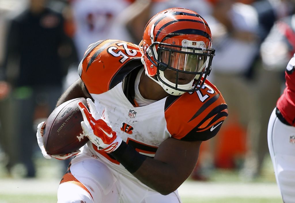 Hue Jackson following through on vision with Bengals rushing offense